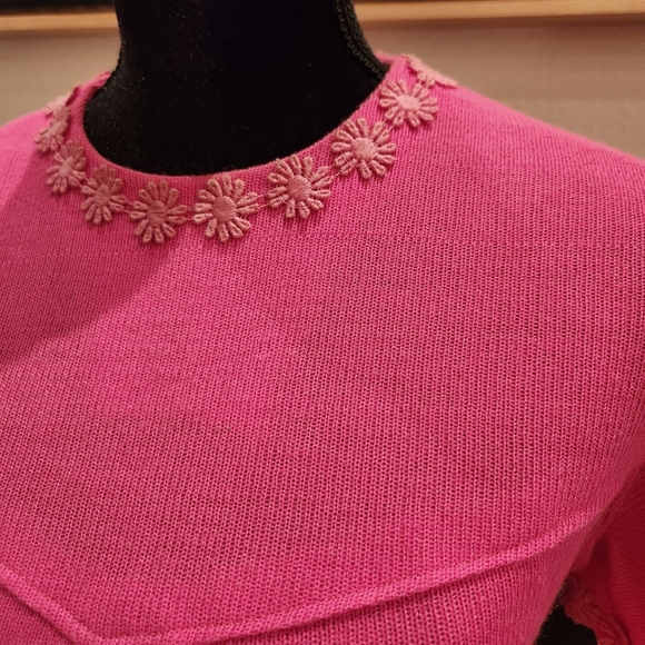 🖤 VINTAGE 60s Mod Jackie MCM Hot Pink Knit Dress Applique Trim UNIQUE - Picture 3 of 4
